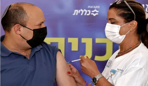Israel amplia 3ª dose da vacina contra a Covid aos maiores de 40 anos