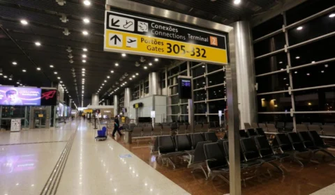 Menino de 9 anos desaparecido viajou de Manaus para SP após descobrir na internet como entrar em avião de forma despercebida