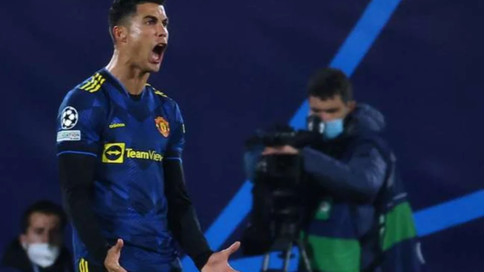 CR7 marca e Manchester United garante as oitavas de finais da Champions League