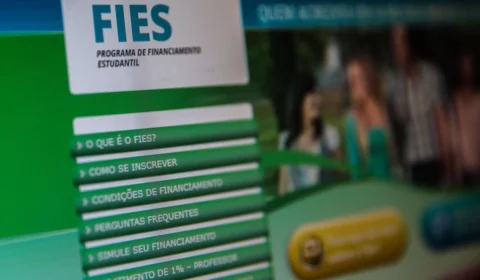 MEC prorroga até esta terça-feira prazo de inscrição no Fies