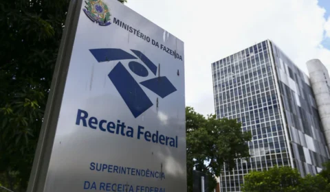 Receita Federal vai até a Casa Civil para evitar greve da categoria
