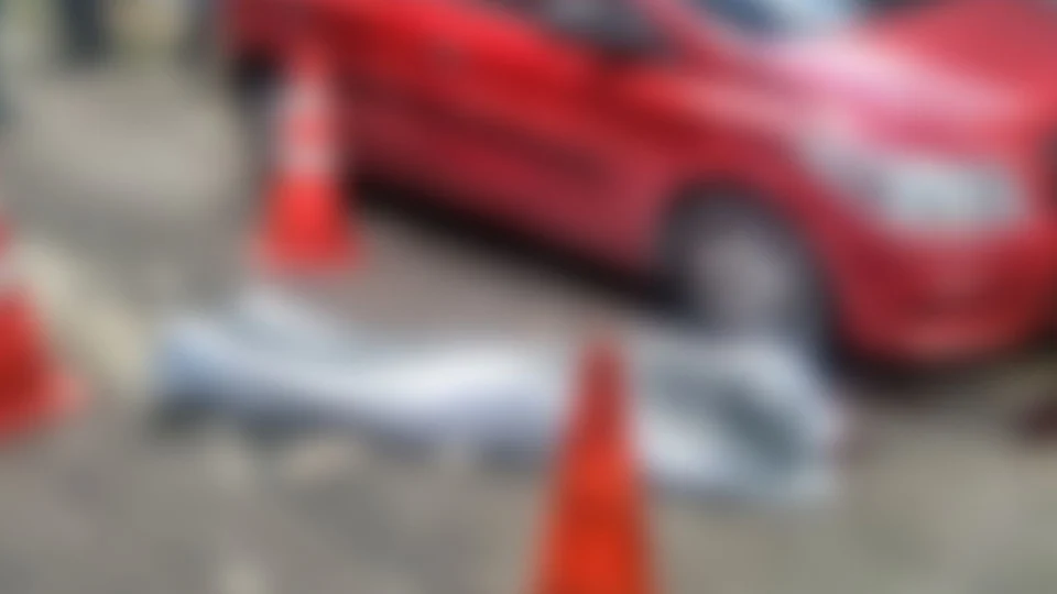 VÍDEO: filho se desespera ao reconhecer pai morto por engano, em Manaus