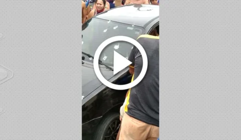 VÍDEO: homem é baleado dentro de carro na Zona Norte de Manaus