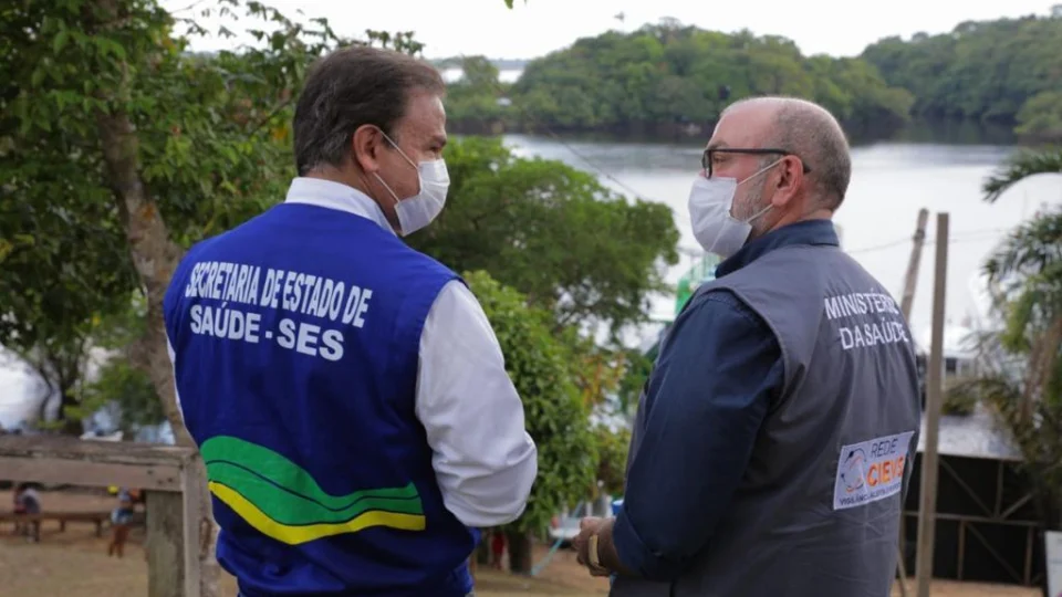 Em visita a Manaus, ministro participa de assinaturas de portarias que beneficiarão interiores do AM