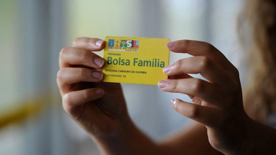Novo Bolsa Família: Como confirmar inscrição?