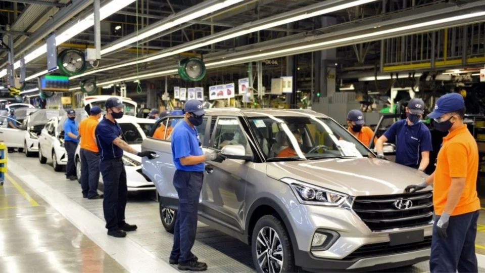 Brasil apresenta queda de 38,5%  nas vendas de veículos em janeiro, aponta Anfavea