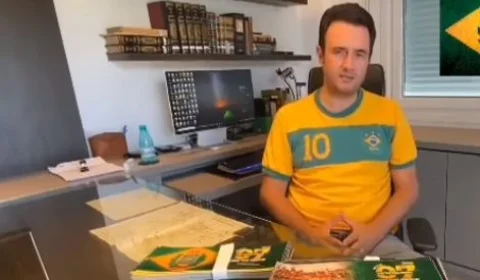 ‘O senhor Alexandre tem a caneta, mas somos os donos da produção’, diz líder de ato em Brasília ao criticar STF