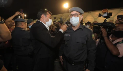 Governo do AM promove 1,9 mil policiais militares e bombeiros