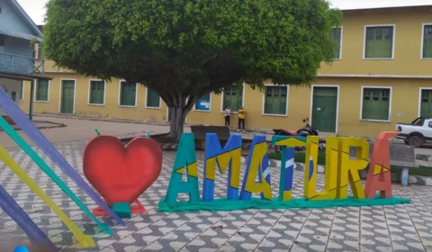 No AM, construção de 6 salas de aula com quadra em Amaturá vai custar quase R$ 2,4 milhões mais caro que escola com 8 salas em SP de Olivença