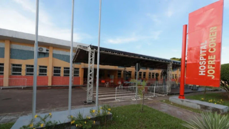 Acompanhantes de pacientes devem apresentar comprovante de vacina em Parintins-AM