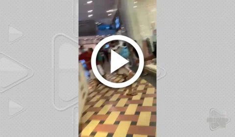 VÍDEO: briga entre ‘galeras’ causa tumulto em centro de compras da Zona Sul de Manaus