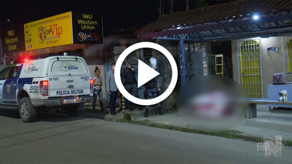 VÍDEO: homem é assassinado em parada de ônibus da Zona Oeste de Manaus