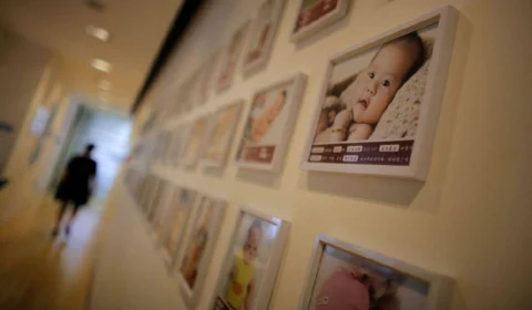 China discute projeto de lei que pode permitir às gestantes o direito a cesarianas sem autorização do marido