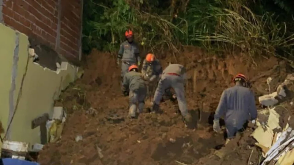 Mais um corpo soterrado é encontrado em meio a destroços em SP; número de vítimas sobe para 28
