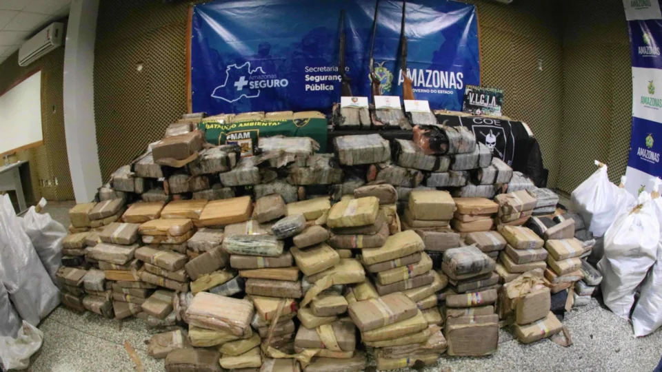 Mais de 1 tonelada drogas são apreendidas no interior do AM