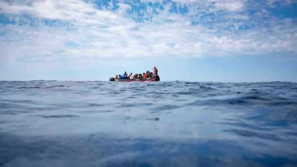 Mais de mil migrantes são resgatados no Canal da Mancha em três dias