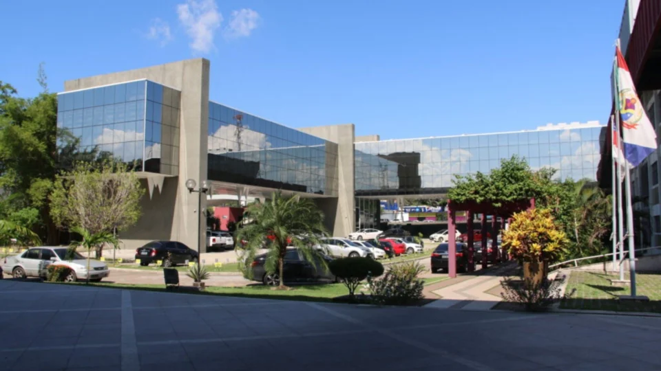 TCE-AM prorroga até terça, 24, inscrição para estágio; veja como se inscrever