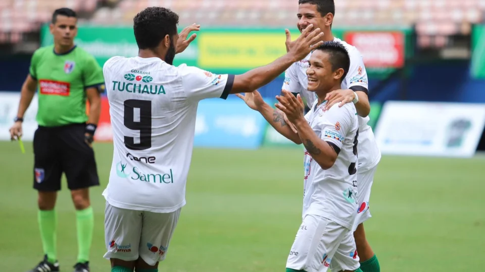 Manaus FC atropela Cliper com goleada de 6 a 1 na Arena da Amazônia