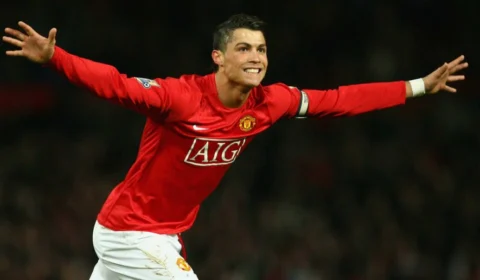 Manchester United conclui contrato de Cristiano Ronaldo