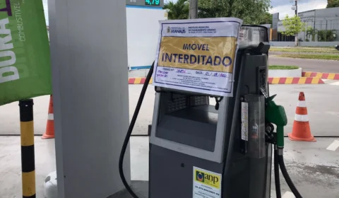 Fiscalização interdita posto de combustível sem Habite-se na Zona Norte de Manaus