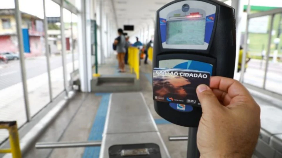 Em Manaus, passageiros que utilizam cartão ‘Passafácil’ podem realizar recargas via pix