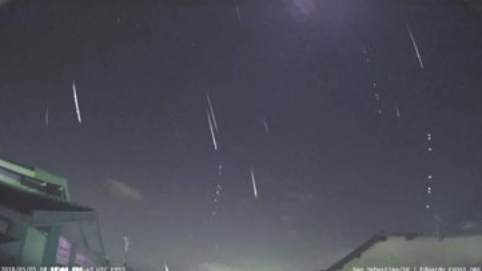 Chuva de meteoros é opção de observação no céu para amantes da astronomia