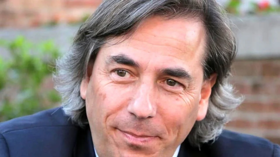 Covid-19: Líder negacionista italiano diz que vai se vacinar após contrair a doença