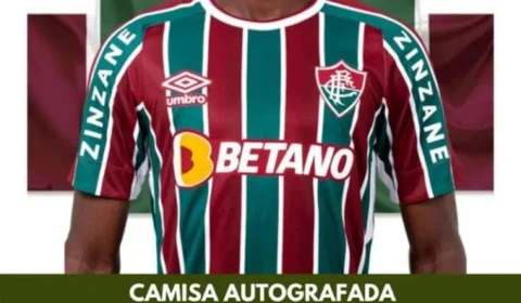 Atacante do Fluminense faz sorteio de camisa para ajudar vítimas em Petrópolis