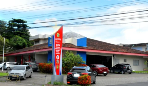 Agente de portaria é preso por ‘bater’ e ameaçar ex-companheira, em Manaus