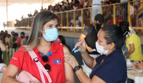 Em Manaus, 35 pontos de vacinação contra a Covid-19 estarão funcionando nesta quinta e sexta