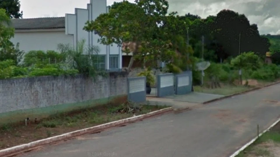 Criança de 4 anos morre esmagada por trator do pai em fazenda no Mato Grosso