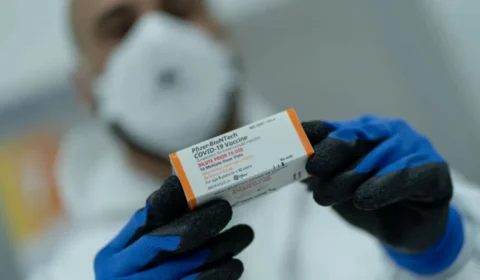 Brasil recebe mais 1,2 milhão de doses pediátricas contra Covid neste domingo