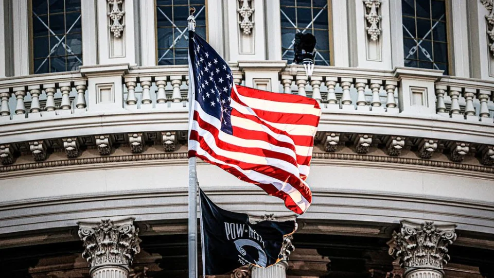 Hospitalização por Covid-19 atinge novo pico nos EUA
