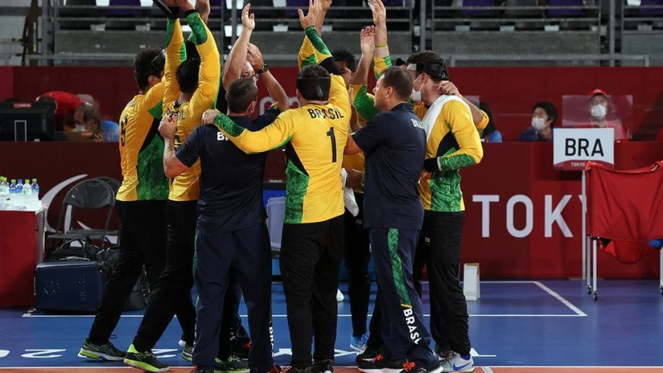 Seleção brasileira garante ouro ao vencer China no goalball da Paralimpíada