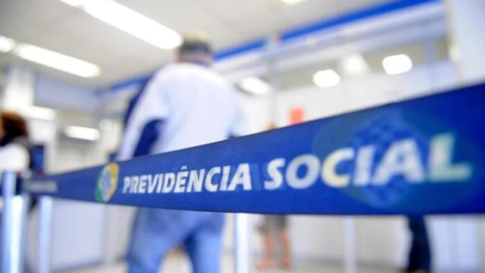 Governo publica portaria com regras para prova de vida do INSS