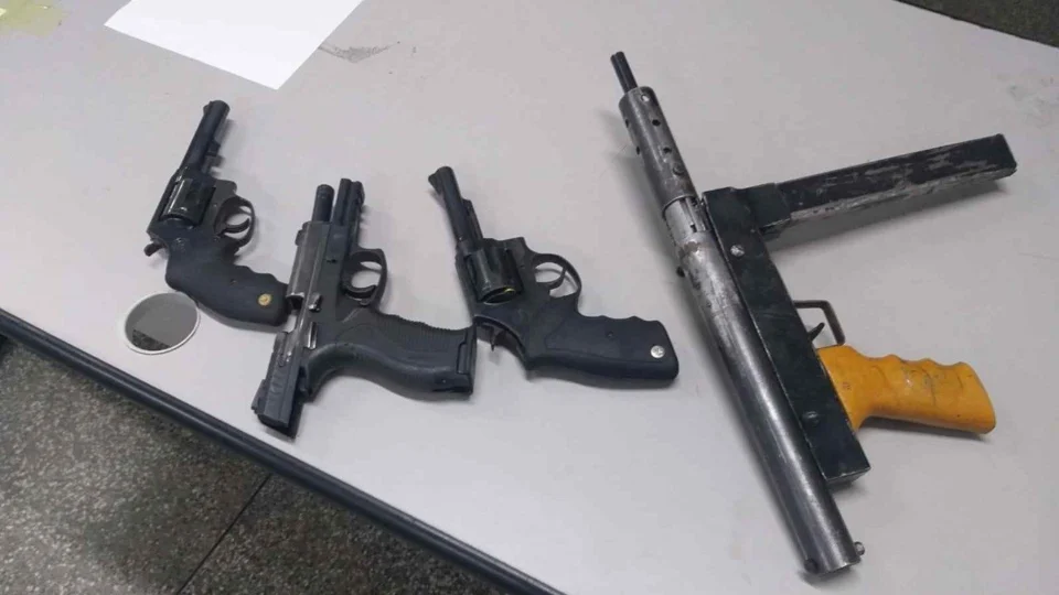 Dois homens são presos após tentativa de homicídio, em Manaus