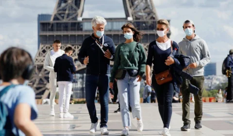 França ativa plano de emergência após crescimento em casos de covid