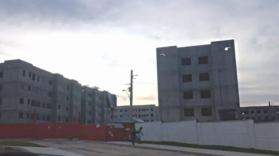 No AM, custo da construção sobe 0,93%, em novembro, e acumula 13,59% de alta no ano