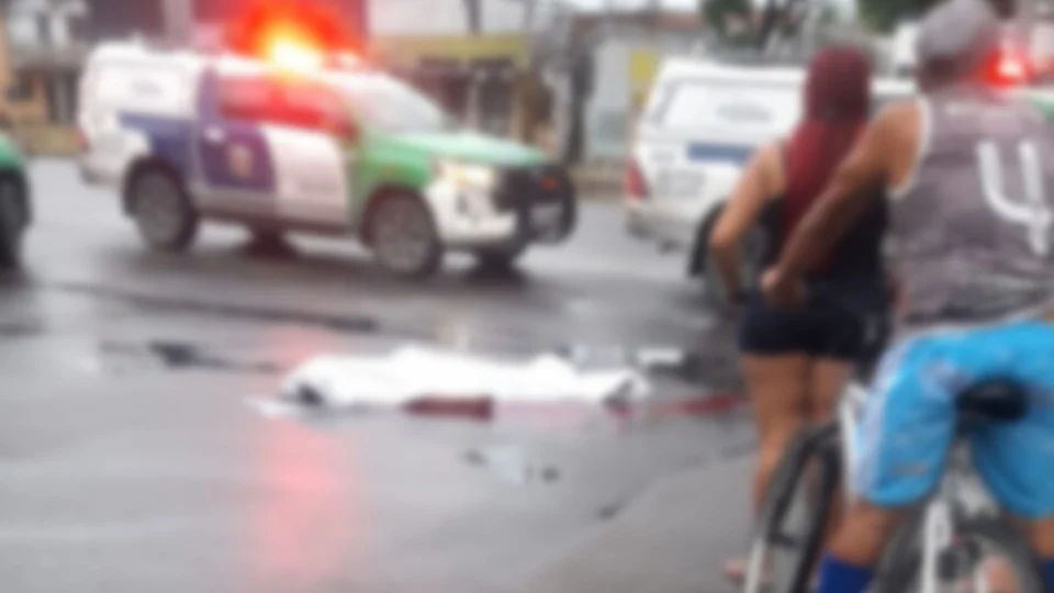 Homem é assassinado a facadas, na Zona Leste de Manaus