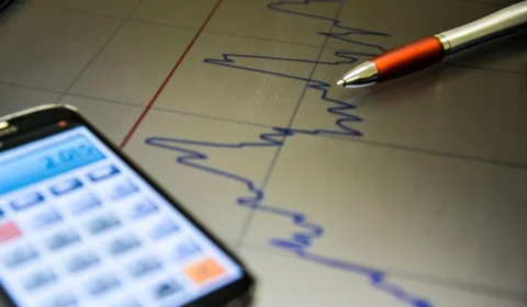 Economia do Brasil recua 0,1% no 2º trimestre