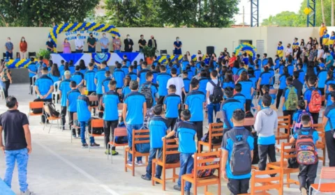 Professores de Parintins, no AM, receberão aumento salarial de 33,24%