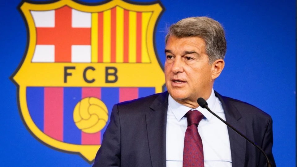 Joan Laporta afirma que Barcelona pode sair de grande dívida
