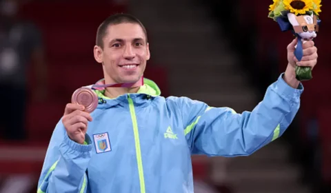 Convocado para defender Ucrânia, medalhista olímpico diz: ‘Putin não tem valores, pessoa miserável e covarde’