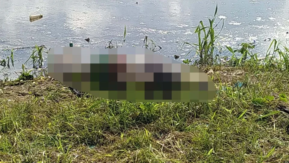 Corpo é encontrado boiando à margem do  igarapé do Educandos, em Manaus