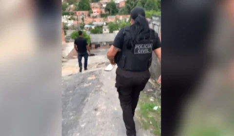VÍDEO: Homem de 50 anos é preso por estupro de vulnerável de sua enteada de 10 anos, em Manaus