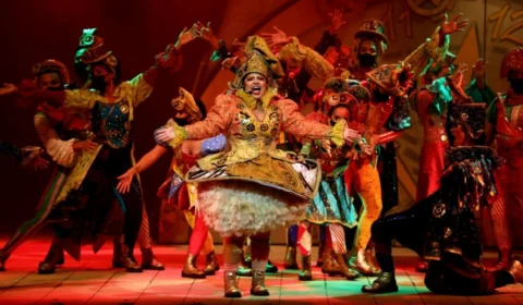 Em Manaus, espetáculo de Natal estreia no palco do Teatro Amazonas