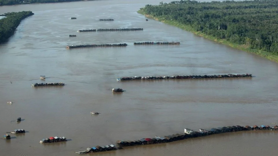 Laudo da Polícia Federal detecta contaminação por mercúrio na água às margens do Rio Madeira, no Amazonas