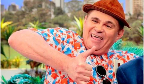 Humorista Batoré morre, aos 61 anos, em São Paulo