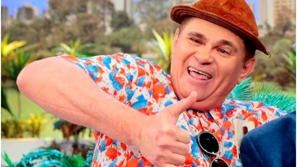 Humorista Batoré morre, aos 61 anos, em São Paulo