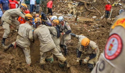 Corpo de grávida é encontrado com mão sobre barriga no sétimo dia de buscas, em Petrópolis-RJ